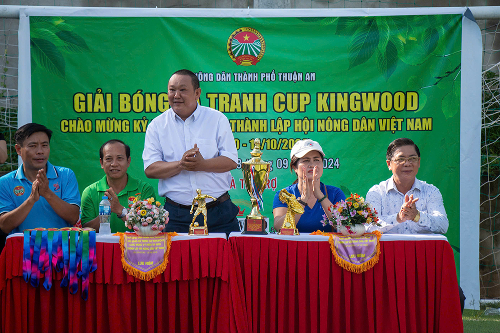 Tổ chức hội thao nâng cao sức khỏe cho cán bộ nhận viên