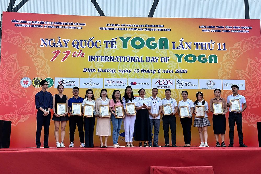 Tài trợ ngày hội quốc tế Yoga lần thứ 11